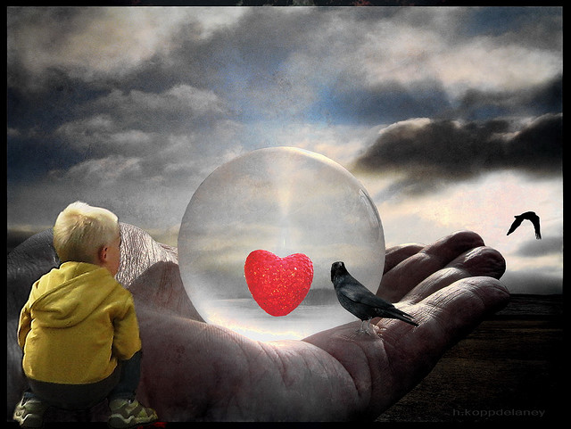 "Heart keeper" από τον h.koppdelaney, flickr