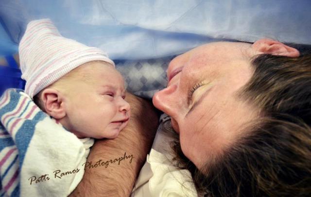 Η πιο ιερή στιγμή από το φακό της Patti Ramos...